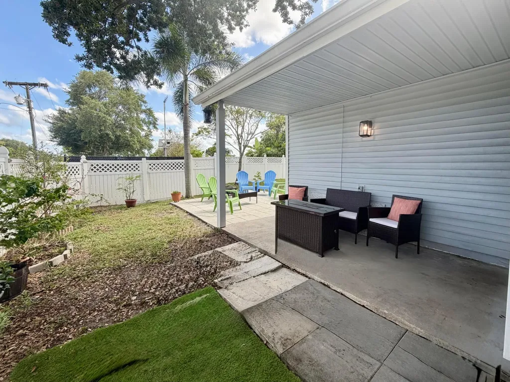 7856 Blackwood Lane Lake Worth FL 33467