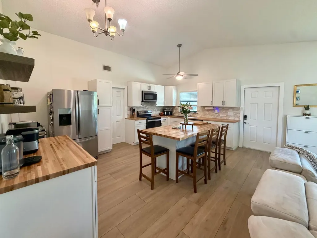 7856 Blackwood Lane Lake Worth FL 33467