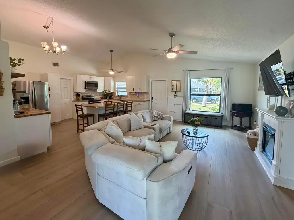 7856 Blackwood Lane Lake Worth FL 33467