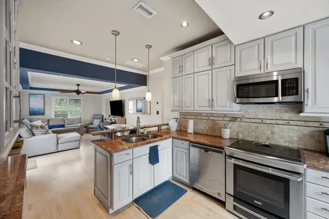 436 38th Street N West Palm Beach FL 33407