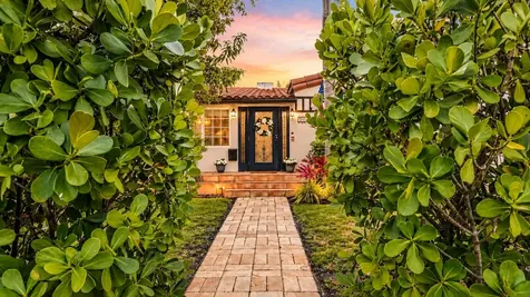 436 38th Street N West Palm Beach FL 33407