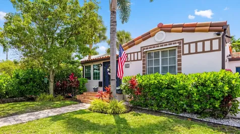436 38th Street N West Palm Beach FL 33407