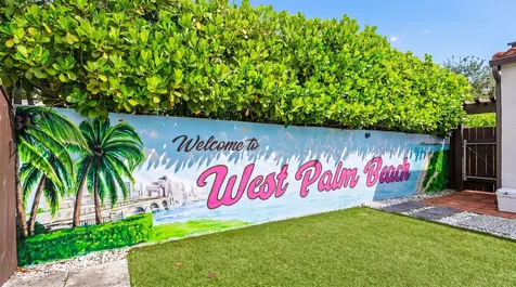 436 38th Street N West Palm Beach FL 33407