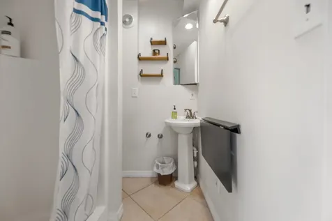 436 38th Street N West Palm Beach FL 33407