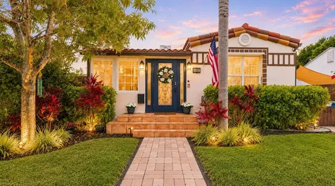 436 38th Street N West Palm Beach FL 33407