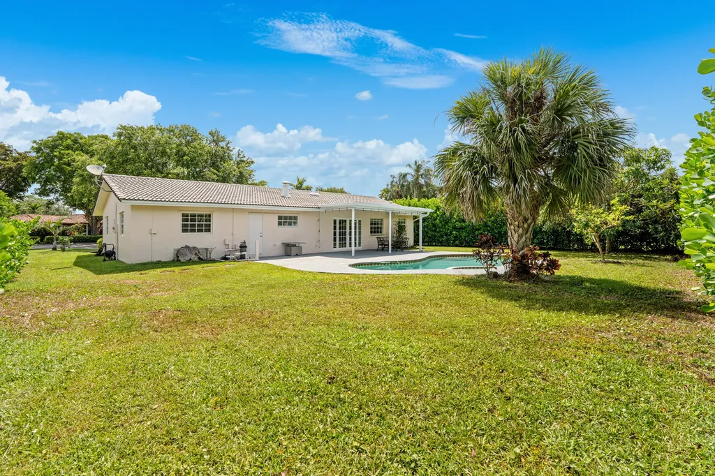 10098 Ramblewood Drive Coral Springs FL 33071