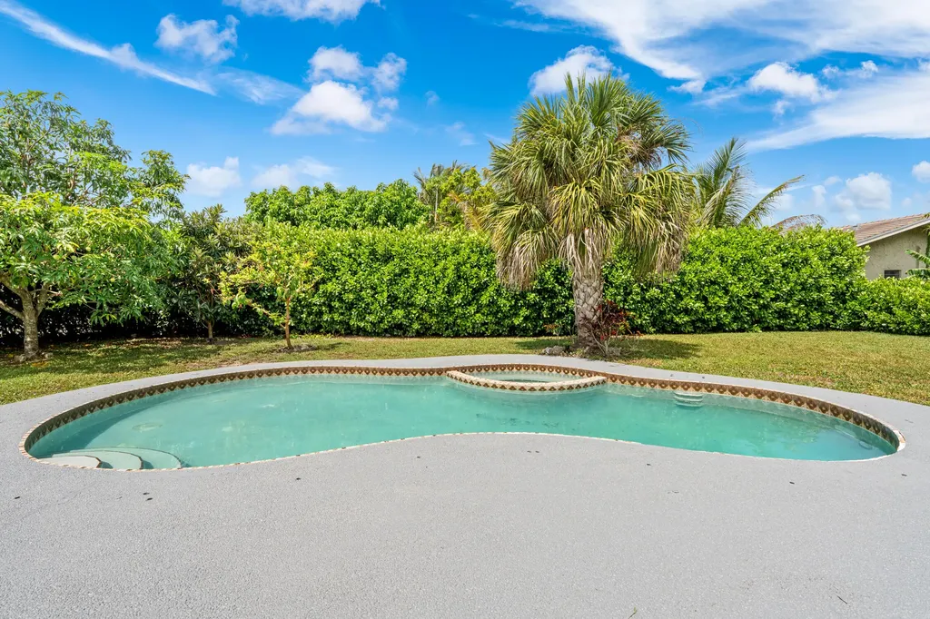 10098 Ramblewood Drive Coral Springs FL 33071