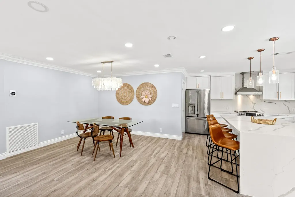 10098 Ramblewood Drive Coral Springs FL 33071