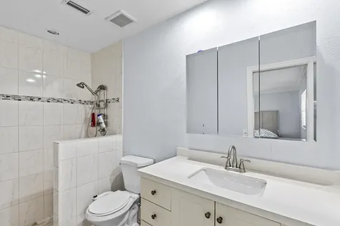 10098 Ramblewood Drive Coral Springs FL 33071