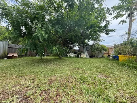 320 W 29th Street Riviera Beach FL 33404