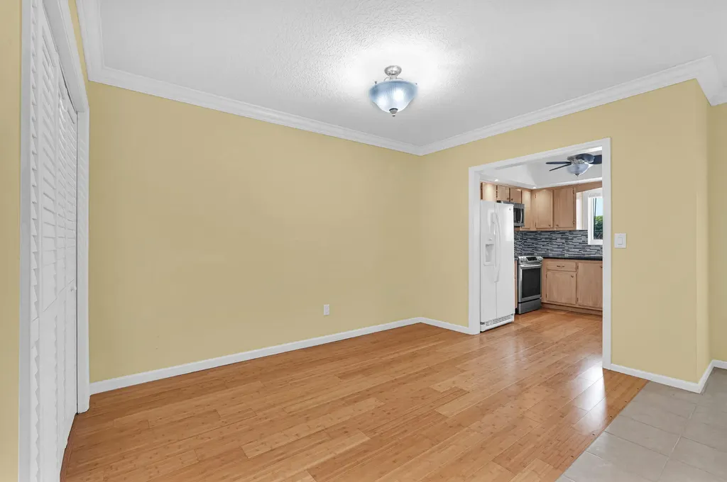 2121 NE 68th Street Fort Lauderdale FL 33308