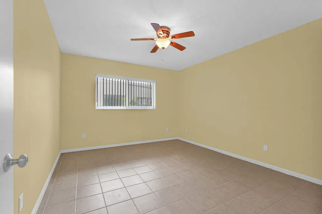 2121 NE 68th Street Fort Lauderdale FL 33308