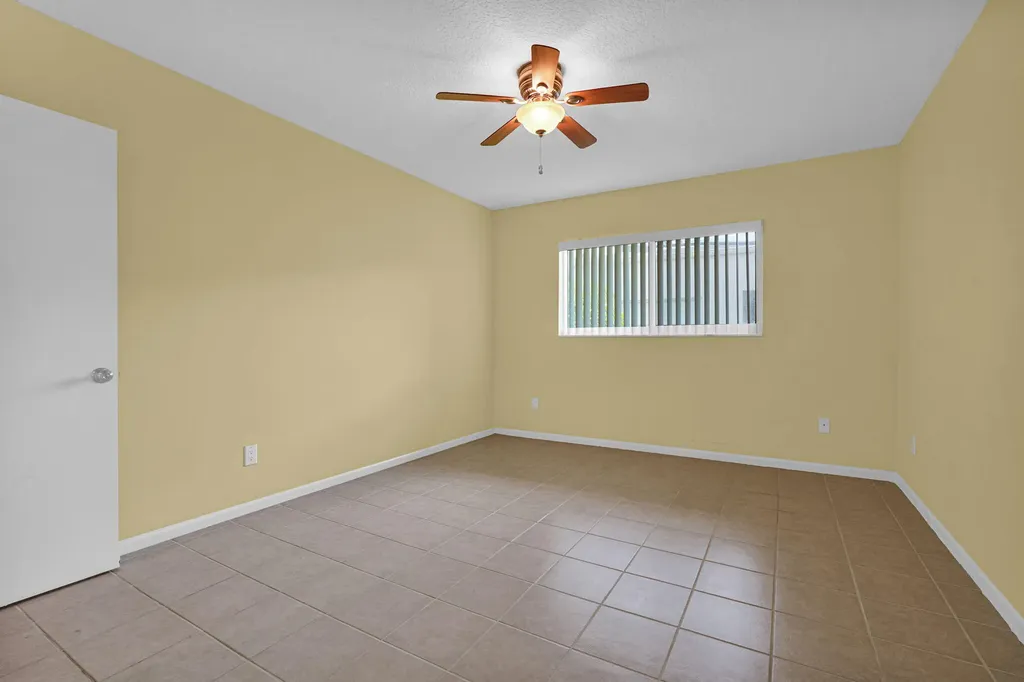 2121 NE 68th Street Fort Lauderdale FL 33308