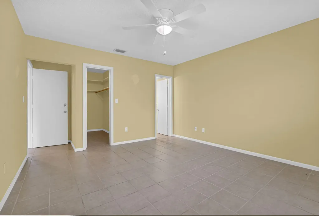 2121 NE 68th Street Fort Lauderdale FL 33308