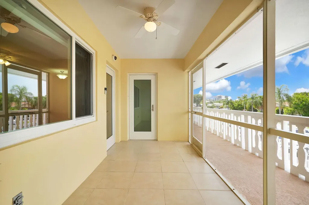 2121 NE 68th Street Fort Lauderdale FL 33308
