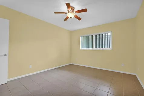 2121 NE 68th Street Fort Lauderdale FL 33308