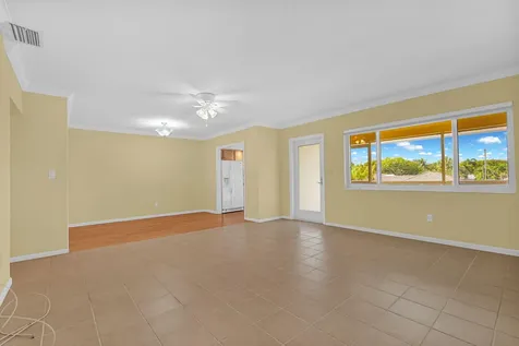 2121 NE 68th Street Fort Lauderdale FL 33308