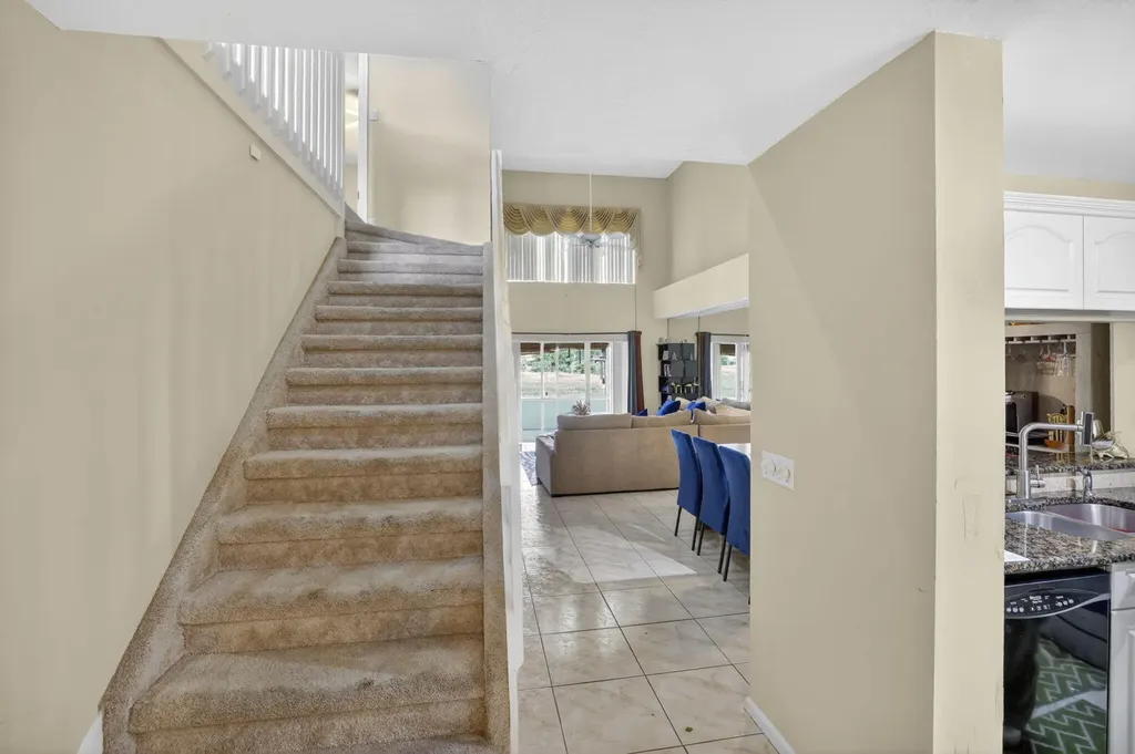7426 Pinewalk Drive S Margate FL 33063