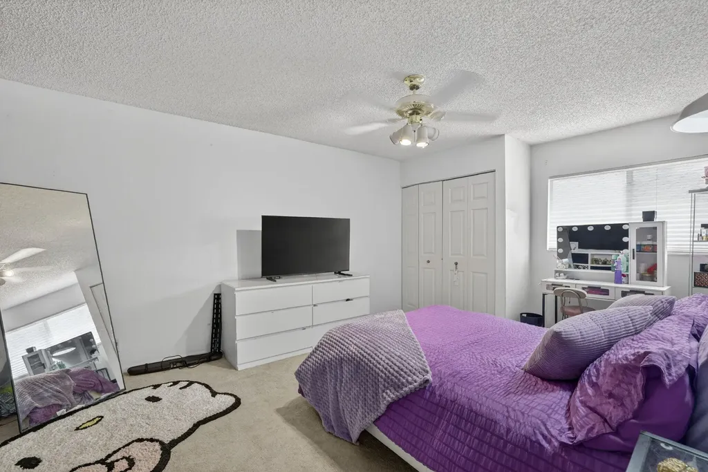 7426 Pinewalk Drive S Margate FL 33063
