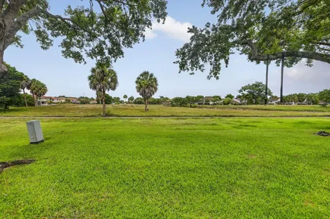 7426 Pinewalk Drive S Margate FL 33063