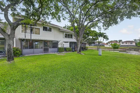 7426 Pinewalk Drive S Margate FL 33063