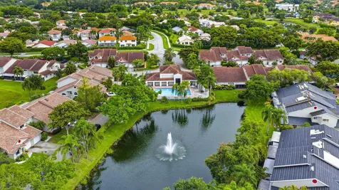 7426 Pinewalk Drive S Margate FL 33063