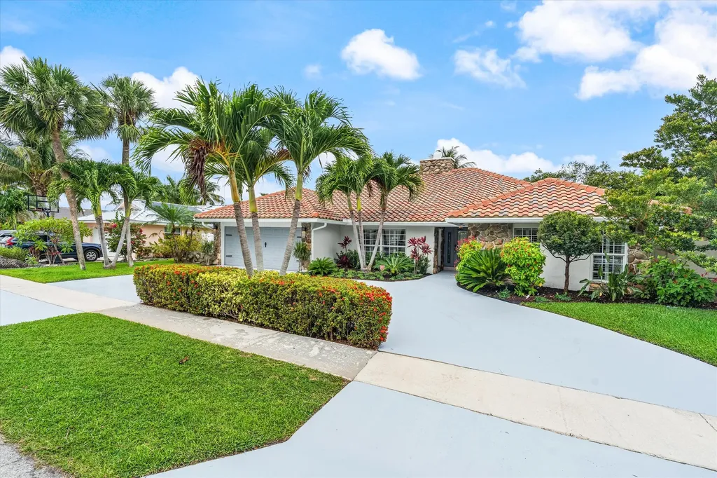 2069 SW 7th Court Boca Raton FL 33486