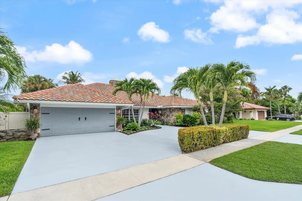 2069 SW 7th Court Boca Raton FL 33486