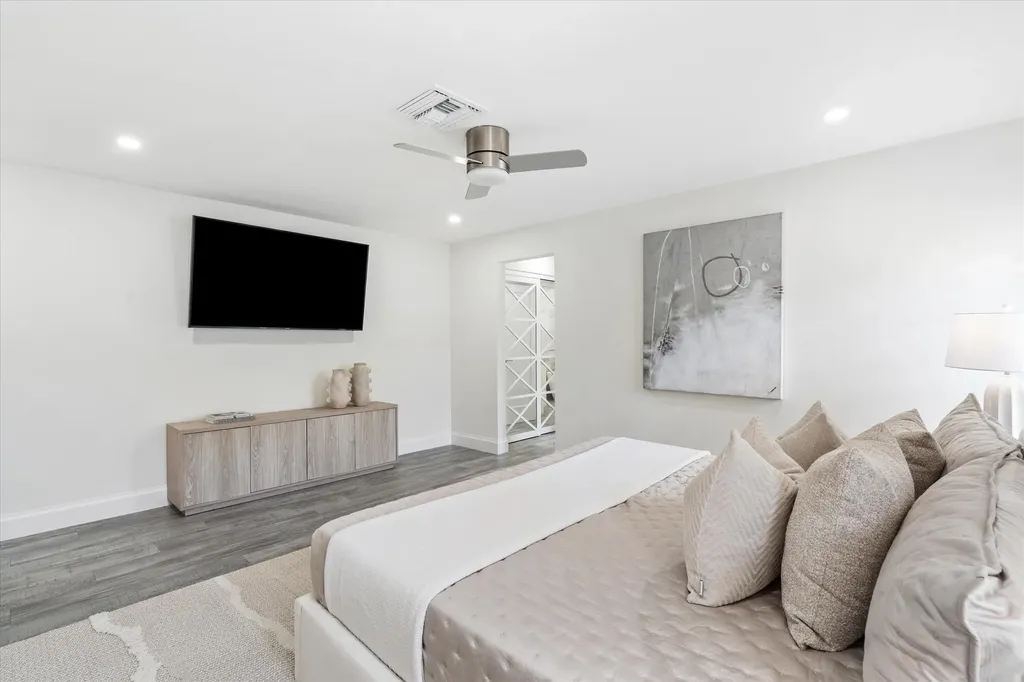 2069 SW 7th Court Boca Raton FL 33486