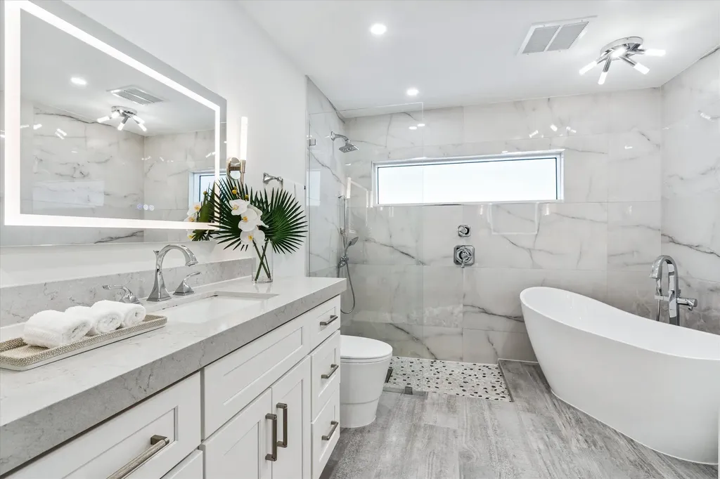 2069 SW 7th Court Boca Raton FL 33486