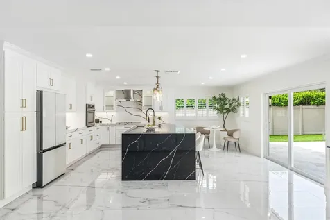 2069 SW 7th Court Boca Raton FL 33486
