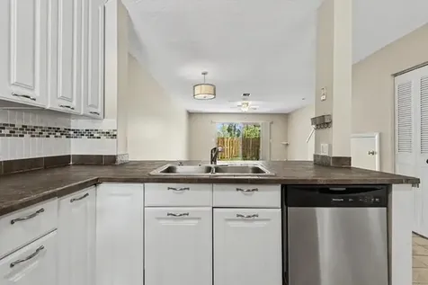 8327 Fairway Road Sunrise FL 33351