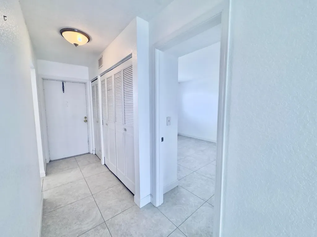 2016 S Federal Highway Boynton Beach FL 33435