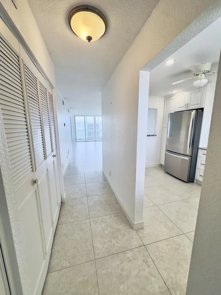 2016 S Federal Highway Boynton Beach FL 33435