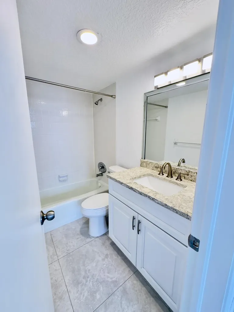 2016 S Federal Highway Boynton Beach FL 33435