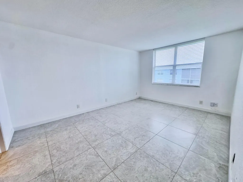 2016 S Federal Highway Boynton Beach FL 33435