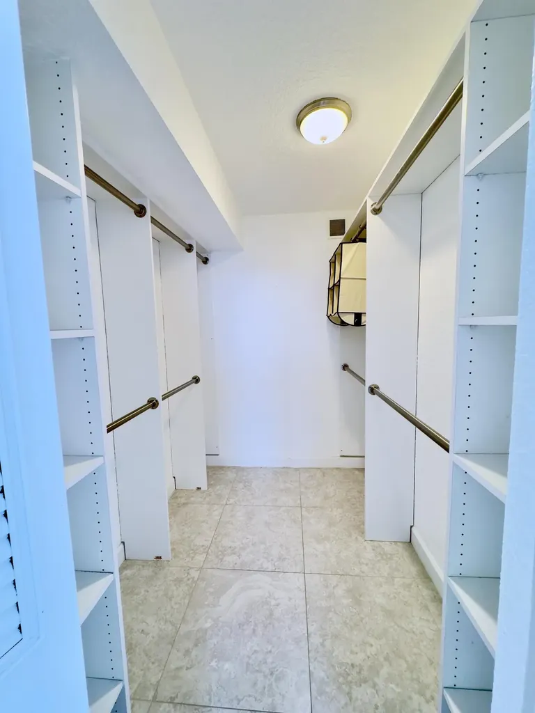 2016 S Federal Highway Boynton Beach FL 33435