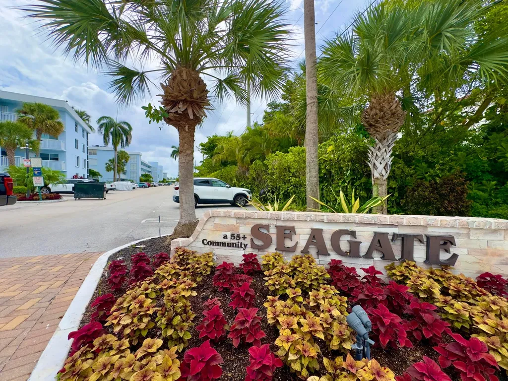 2016 S Federal Highway Boynton Beach FL 33435