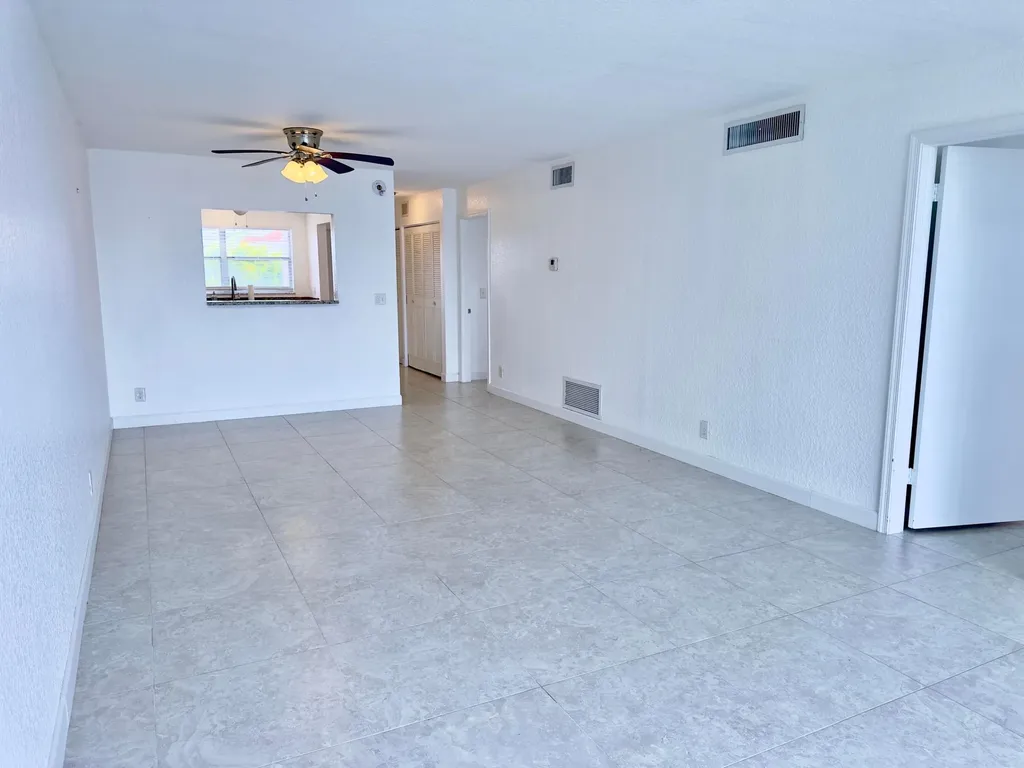 2016 S Federal Highway Boynton Beach FL 33435