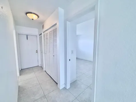 2016 S Federal Highway Boynton Beach FL 33435