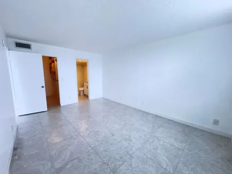 2016 S Federal Highway Boynton Beach FL 33435