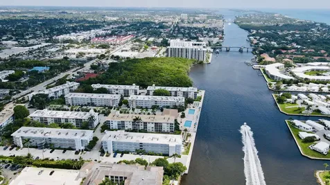 2016 S Federal Highway Boynton Beach FL 33435