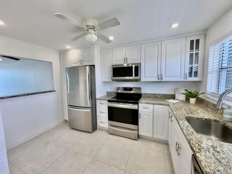 2016 S Federal Highway Boynton Beach FL 33435