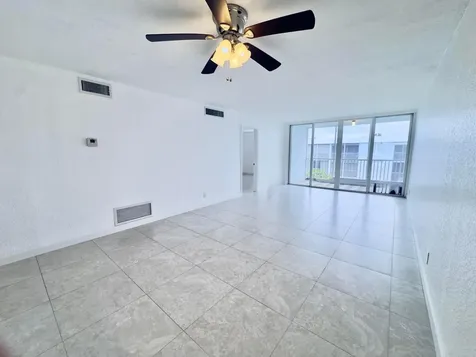 2016 S Federal Highway Boynton Beach FL 33435