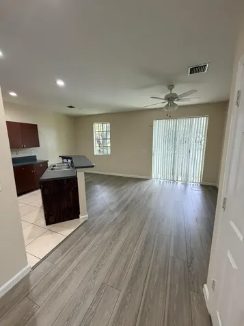 969 Tortuga Lane Riviera Beach FL 33404