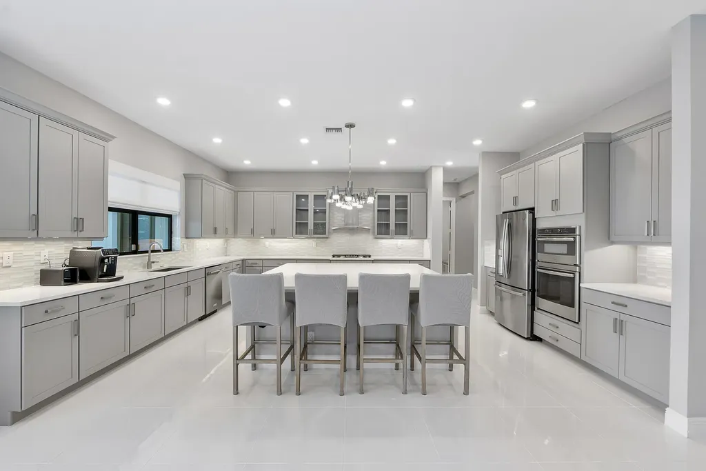 8685 Parkland Bay Drive Parkland FL 33076
