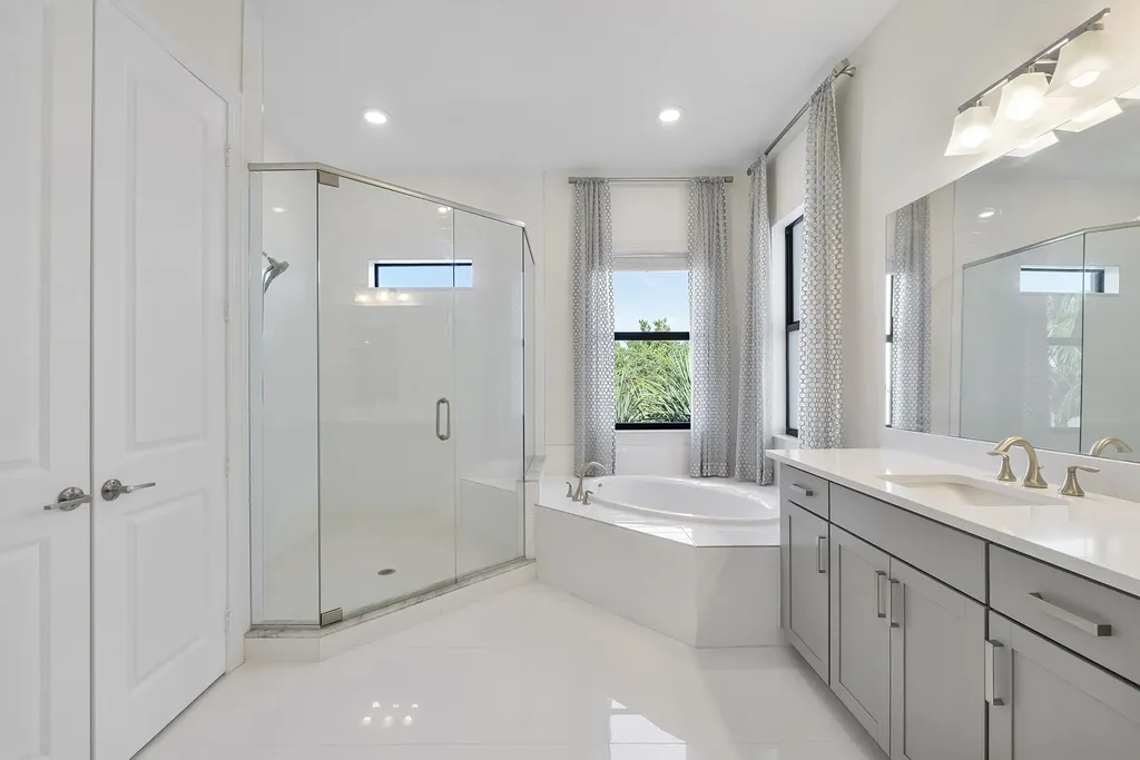 8685 Parkland Bay Drive Parkland FL 33076