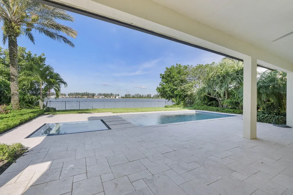 8685 Parkland Bay Drive Parkland FL 33076