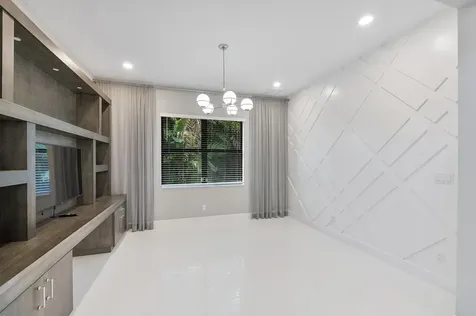 8685 Parkland Bay Drive Parkland FL 33076