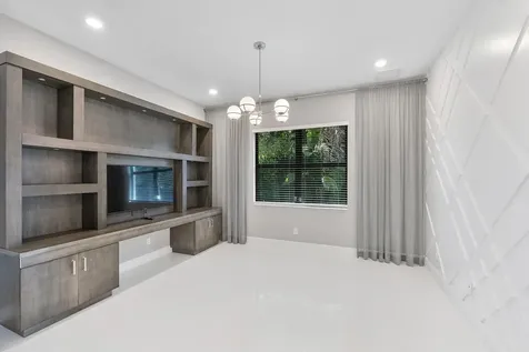 8685 Parkland Bay Drive Parkland FL 33076